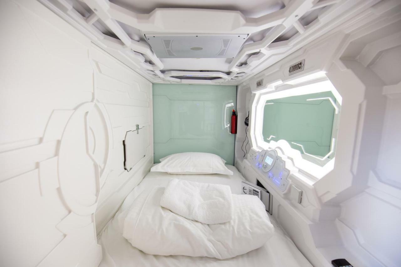 Spacehotel Hotel kapsułowy 2*